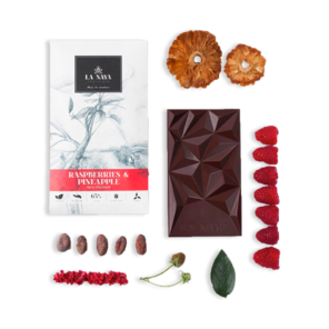 LA NAYA 65% hořká čokoláda RASPBERRIES & PINEAPPLE s malinami a ananasem BIO 80 g